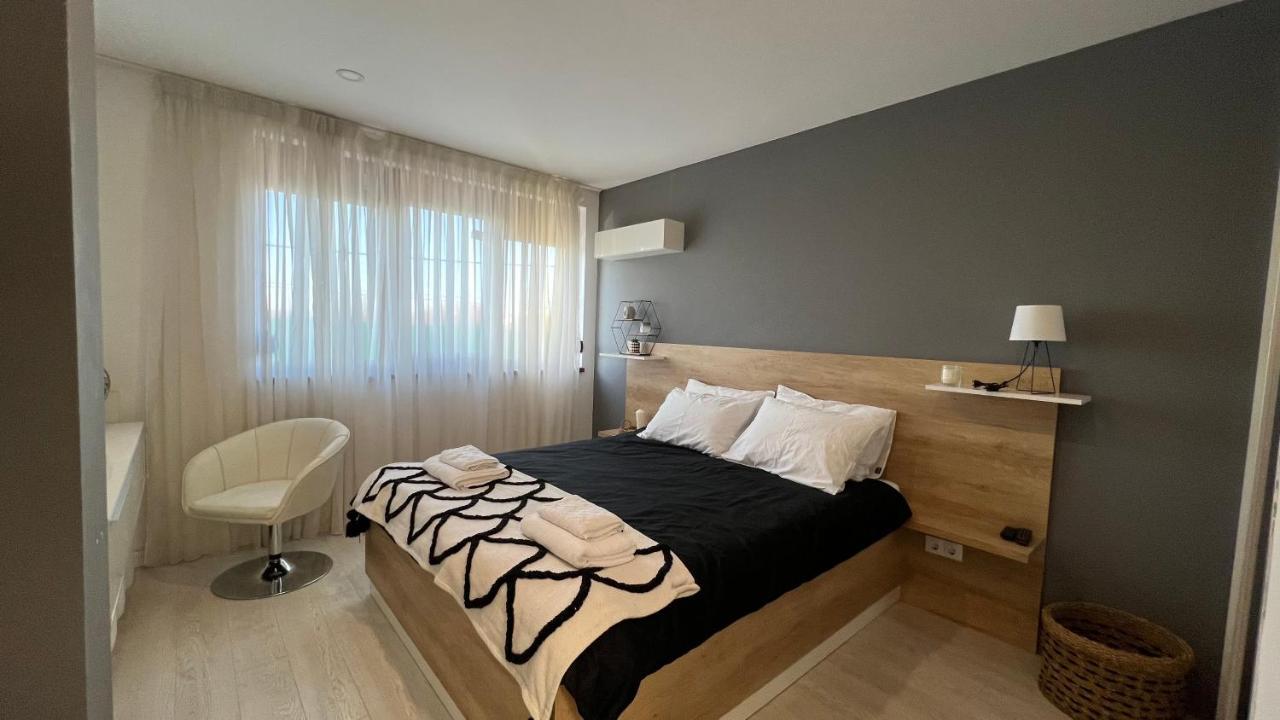 Ross Holiday Home 布尔加斯 外观 照片