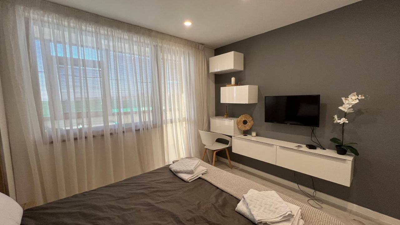 Ross Holiday Home 布尔加斯 外观 照片